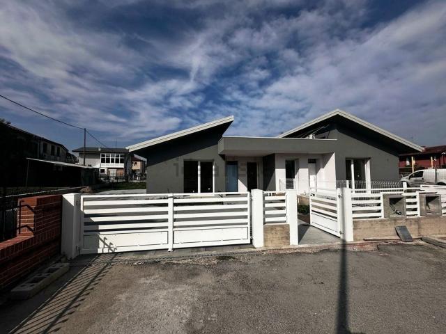 Villetta bifamiliare in vendita di 133 m²