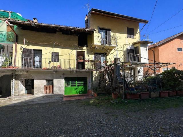 Villetta bifamiliare in vendita di 130 m² in Vicolo Giovanni Pietro Riva, 4