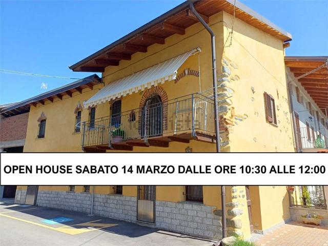 Villetta bifamiliare in vendita di 130 m² in Via Villa, 39