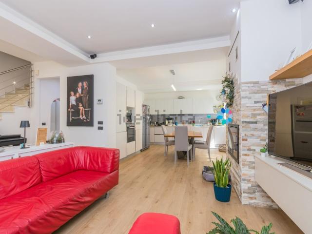 Villetta bifamiliare in vendita di 130 m² in Via Bissuola, 50