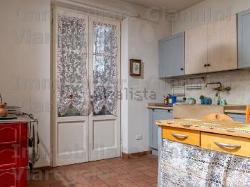 Villetta bifamiliare in vendita di 130 m² in Via Fillungo, 15