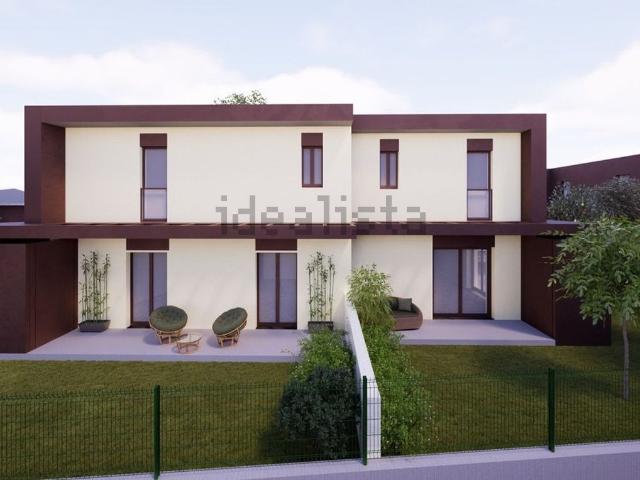 Villetta bifamiliare in vendita di 130 m² in Via Fontanabona