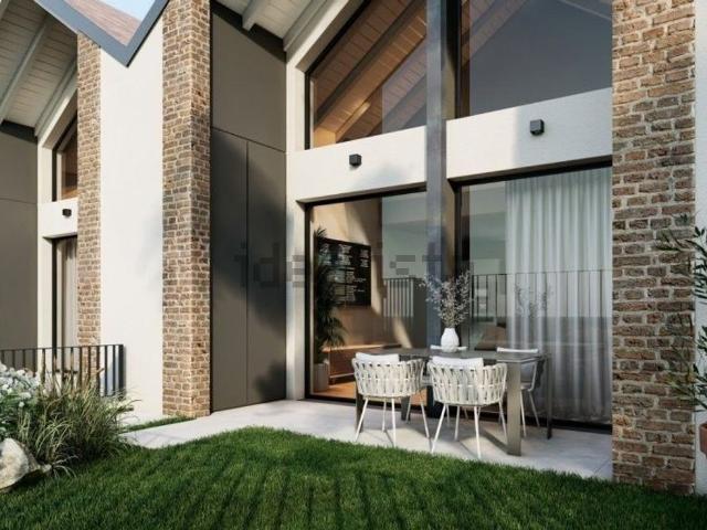Villetta bifamiliare in vendita di 130 m² in Via Giacomo Matteotti