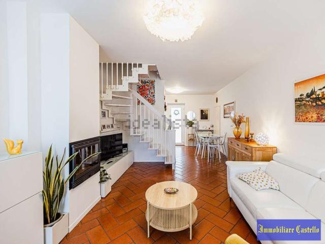Villetta bifamiliare in vendita di 130 m² in Via Giuseppe Mazzini