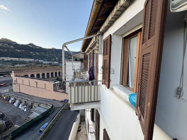 Villetta bifamiliare in vendita di 130 m² in Via Monsignor Nicolò Peitavino