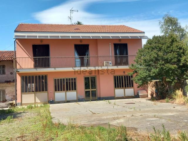 Villetta bifamiliare in vendita di 130 m² in Via Nuova, 56