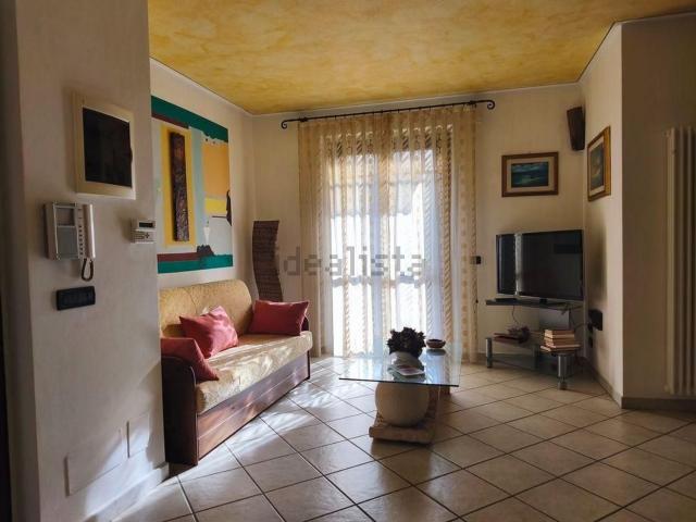 Villetta bifamiliare in vendita di 130 m² in Via Palvotrisia