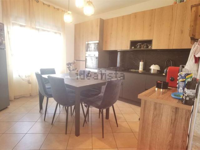 Villetta bifamiliare in vendita di 130 m² in Via Risorgimento, 64