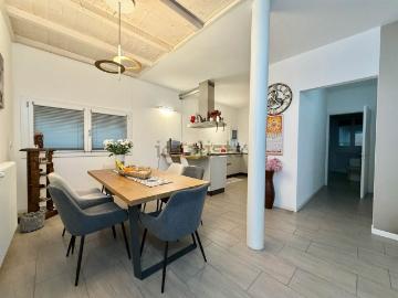 Villetta bifamiliare in vendita di 130 m² in Via Sette Martiri