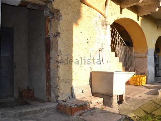 Villetta bifamiliare in vendita di 130 m² in Via Simonetta, 21