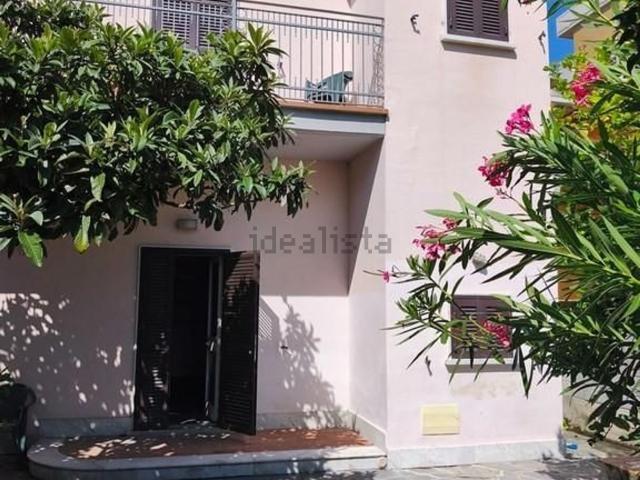 Villetta bifamiliare in vendita di 130 m² in Viale XX Settembre