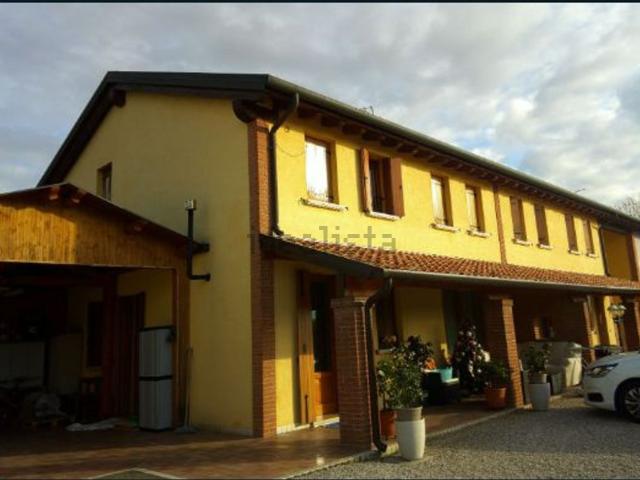 Villetta bifamiliare in vendita di 130 m²