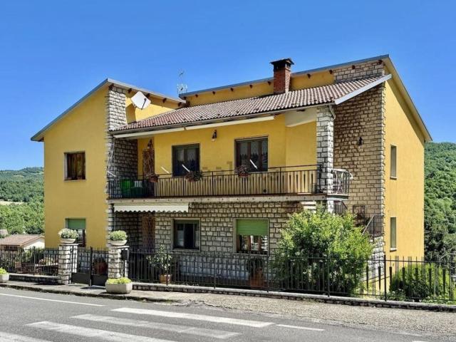 Villetta bifamiliare in vendita di 130 m²