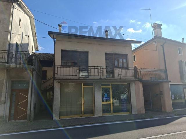 Villetta bifamiliare in vendita di 130 m²