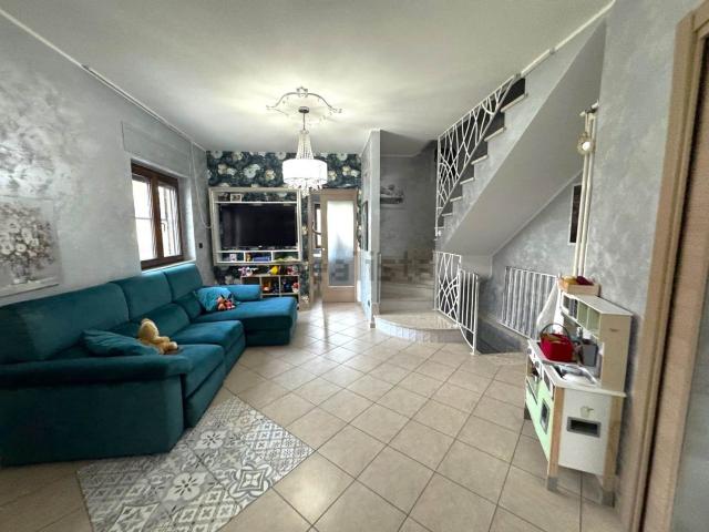 Villetta bifamiliare in vendita di 130 m²
