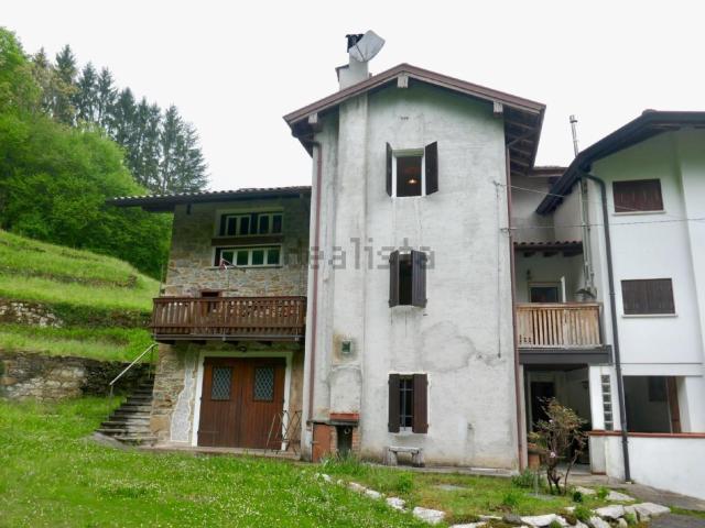 Villetta bifamiliare in vendita di 131 m²