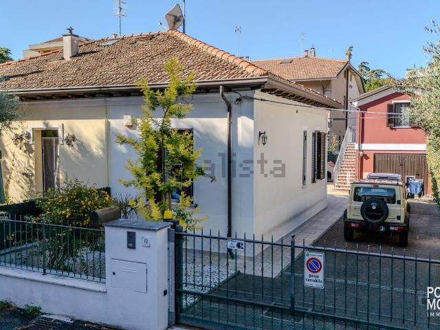 Villetta bifamiliare in vendita di 132 m² in Via dell&apos Aquila, 2