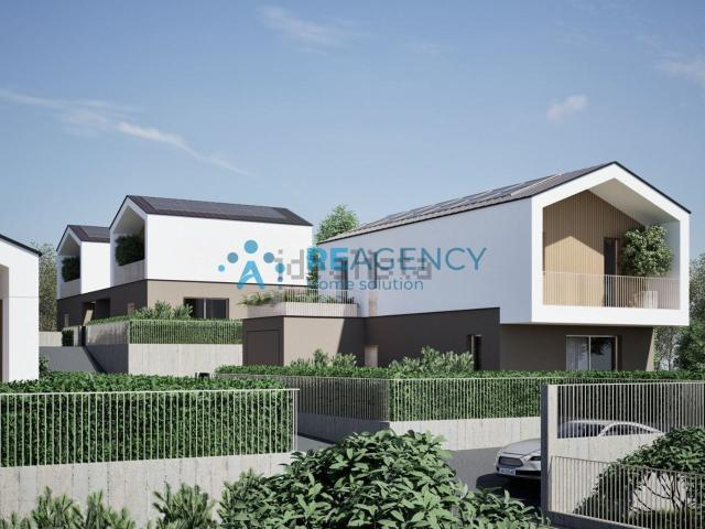 Villetta bifamiliare in vendita di 132 m² in Via Roma
