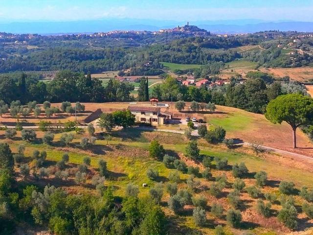 Villetta bifamiliare in vendita di 137 m² in Via Bassa