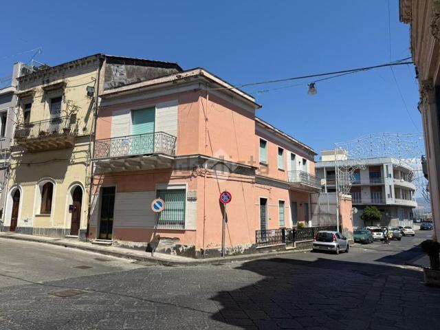 Villetta bifamiliare in vendita di 137 m² in Via da Bormida, 1