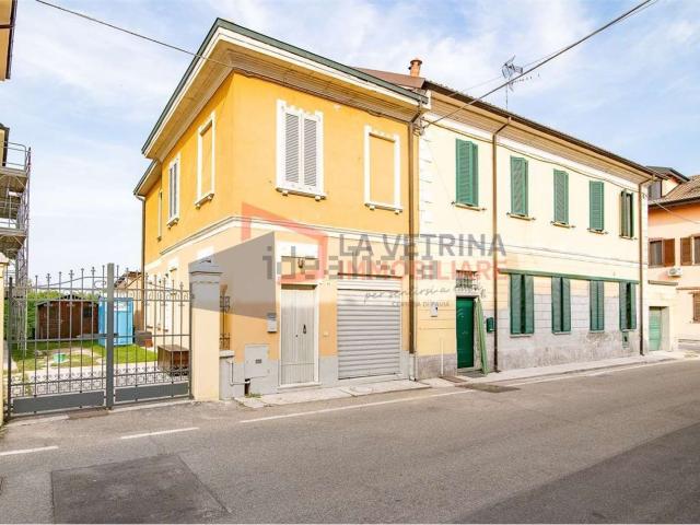 Villetta bifamiliare in vendita di 137 m² in Via San Brizio, 66