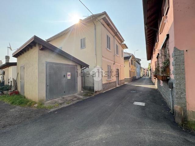 Villetta bifamiliare in vendita di 134 m² in Via Zuleika Beretta, 32