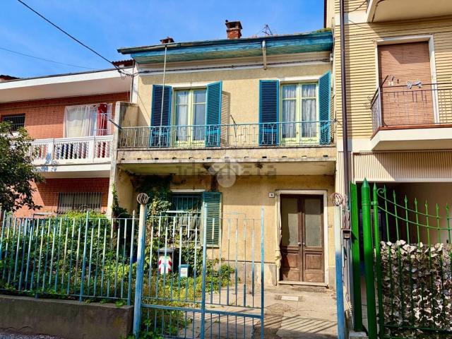 Villetta bifamiliare in vendita di 134 m² in Via Badini Confalonieri, 9