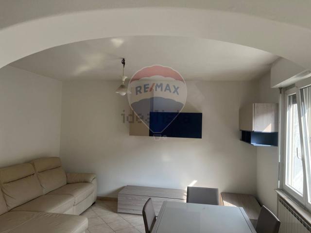 Villetta bifamiliare in vendita di 134 m² in Via Nazionale, 39