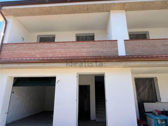 Villetta bifamiliare in vendita di 134 m²