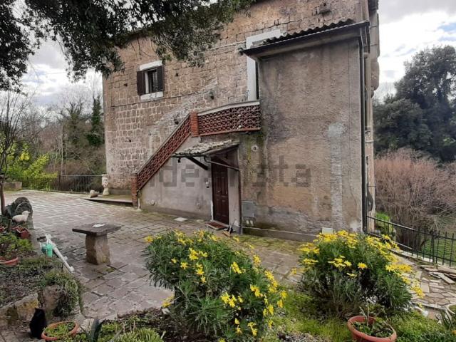 Villetta bifamiliare in vendita di 135 m² in Strada Filante, 1
