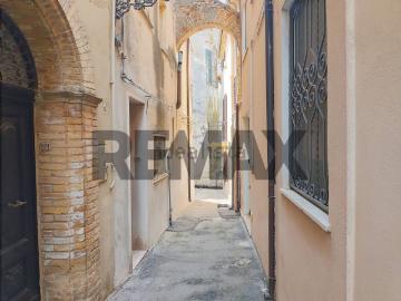 Villetta bifamiliare in vendita di 135 m² in Vico I Capocroce, 2