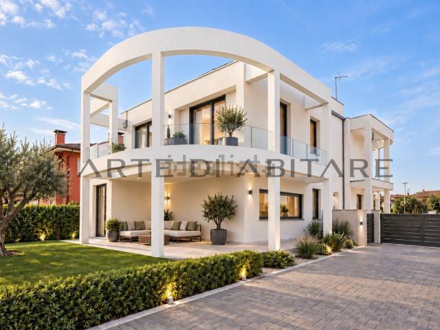 Villetta bifamiliare in vendita di 135 m² in Via Francesco Petrarca, 26