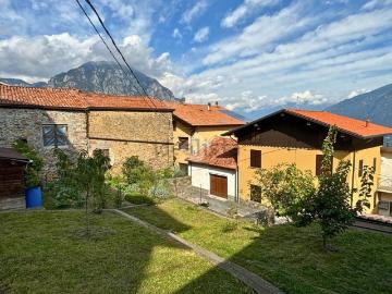 Villetta bifamiliare in vendita di 135 m² in Via Giuseppe Zanardelli, 27