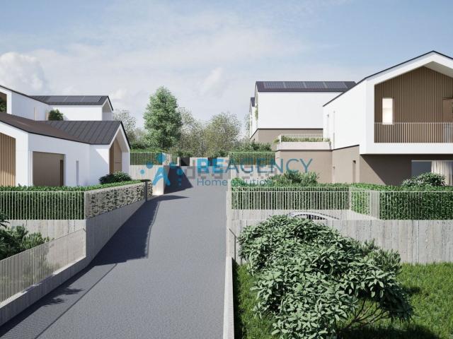 Villetta bifamiliare in vendita di 135 m² in Via Roma