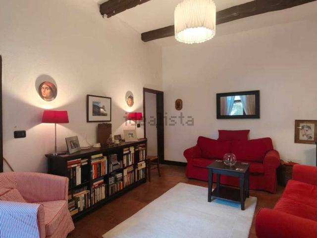 Villetta bifamiliare in vendita di 135 m² in Via Rondò