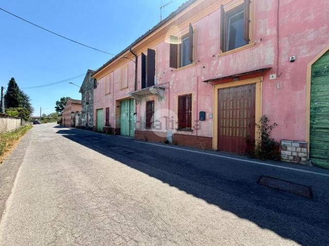 Villetta bifamiliare in vendita di 136 m² in Via Case d&apos Oglio, 8