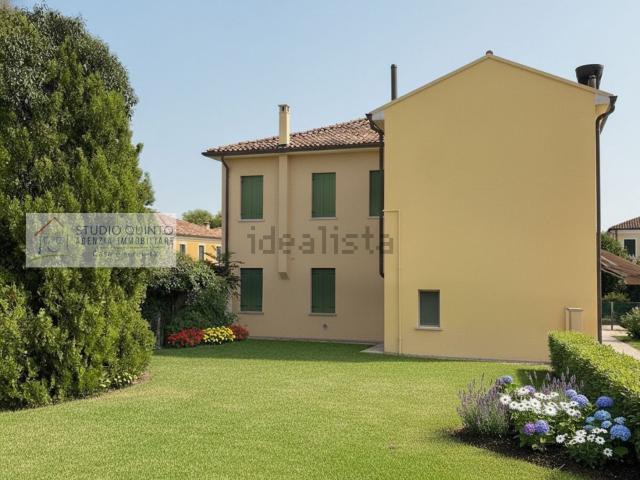 Villetta bifamiliare in vendita di 136 m²