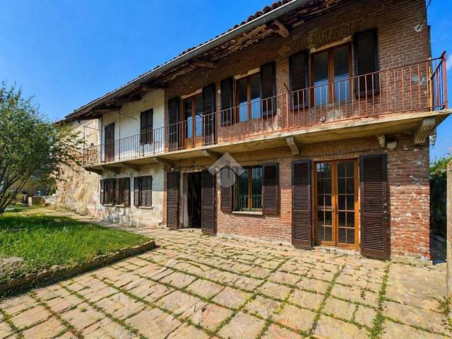 Villetta bifamiliare in vendita di 138 m² in Via Tosi