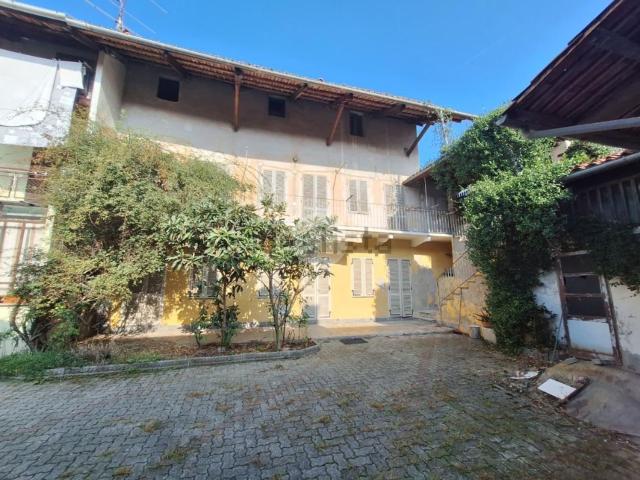 Villetta bifamiliare in vendita di 138 m² in Via Ospedale, 31