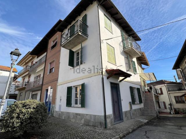Villetta a schiera in vendita di 138 m² in Via Roma, 79