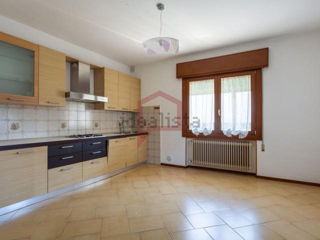 Villetta bifamiliare in vendita di 138 m² in Viale della Resistenza
