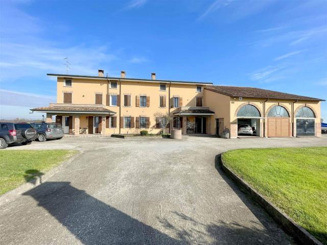 Villetta bifamiliare in vendita di 139 m²
