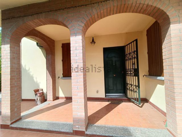Villetta bifamiliare in vendita di 243 m² in Via Lame, 229