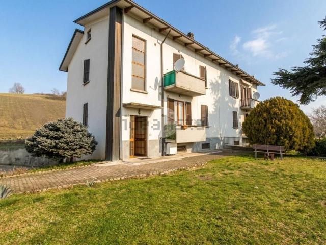 Villetta bifamiliare in vendita di 240 m² in Via Vidiana, 22