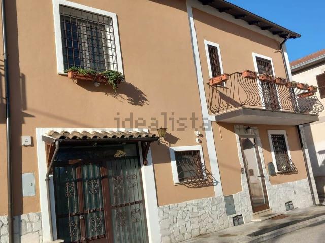 Villetta bifamiliare in vendita di 240 m²