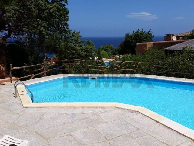 Villetta bifamiliare in vendita di 240 m²