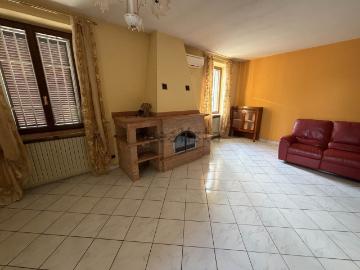 Villetta bifamiliare in vendita di 241 m²