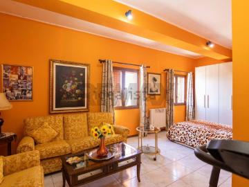 Villetta bifamiliare in vendita di 247 m² in Via Toledo, 63