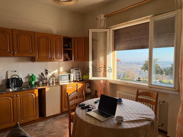 Villetta bifamiliare in vendita di 247 m² in Via Manzana