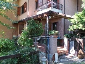 Villetta bifamiliare in vendita di 247 m² in Via Stella, 13
